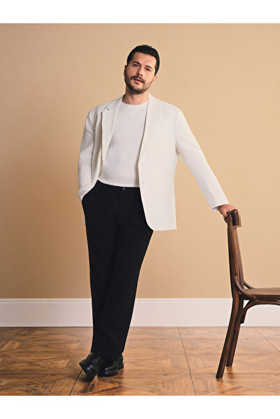 LC Waikiki Standard Fit Men's Pleated Pants for Style Enthusiasts from Uzg Store