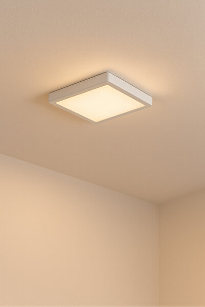 OEMS Indoor Lighting for Square Rooms