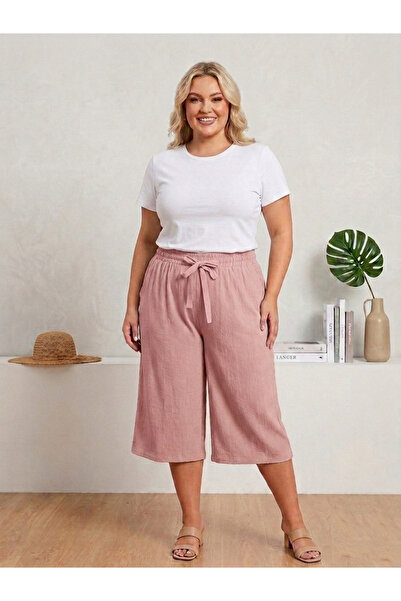 Temporium Women's Plus Size Wrinkled Fabric Wide Leg Elastic Waist Capri Pants