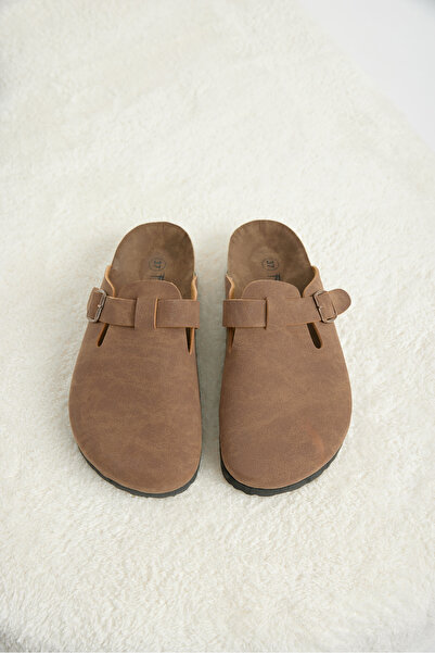 Tonny Black Women's Tan Comfortable Closed-Front Single Buckle Slippers
