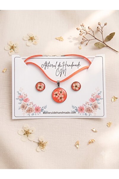 Handmade Set lantisor + cercei din rasina