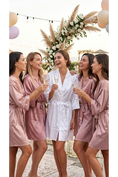 mantis Kadın Saten Beyaz Gelin Bride ve 4lü Gül Kurusu Nedime Kuşaklı Sabahlık