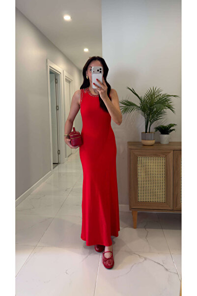 BİRCANÇİL Tintly Red Stone Detailed Dress