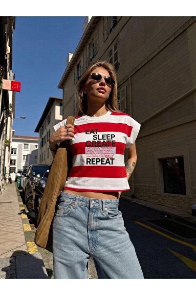 Noi Belis Striped Crop Boy Printed Crew Neck Knitted T-Shirt Ss26Ts0083