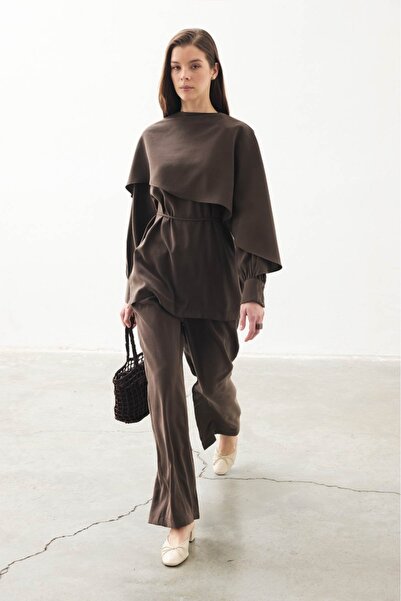 Gülşah collection Asymmetrical Cape Button Detailed Suit - Brown
