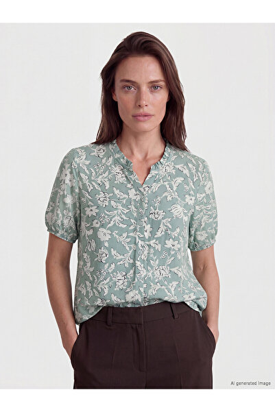 LC Waikiki Trendlucky Women's Floral Shirt with a Slit Collar
