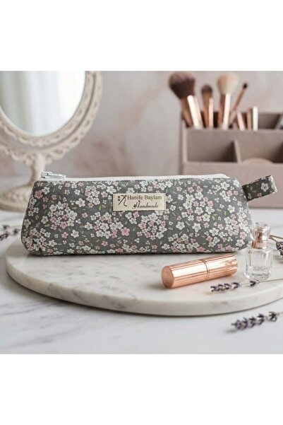 Hanife Baylam Handmade Floral Patterned Zippered Organizer Bag