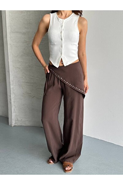 Butik Beyza Široke pantalone sa detaljima od kamena