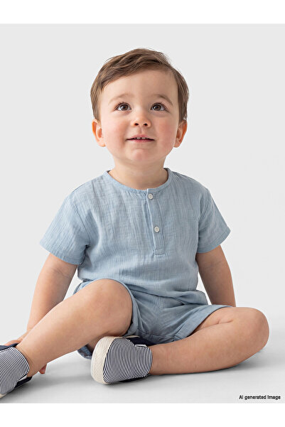 LC Waikiki Trendlucky Oval Collar Baby Boy Shorts Set with Difference in Color