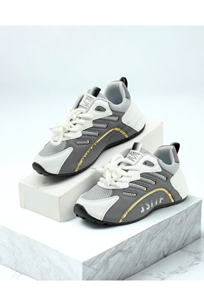 Finelook Men Urban Stride Retro Sneakers