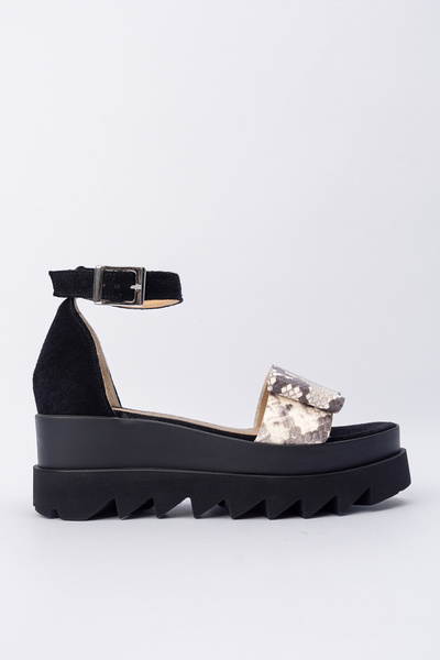 exclusives.ro Sandale Belle - Snake B&W