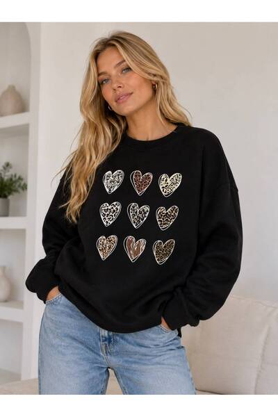 caddekombin Women's Aesthetic Multicolor Heart Printed Crew Neck Sweatshirt