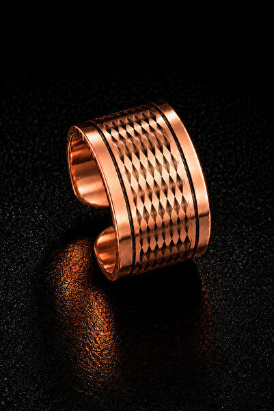İyyaKee Men's and Women's Copper Ring with Line Pattern on Top, Patterned Cop...