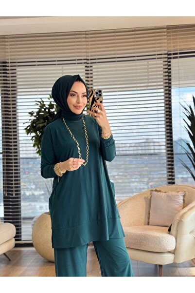 Afili بدلة ساندي 5015 مع جيوب جانبية باللون الزمردي