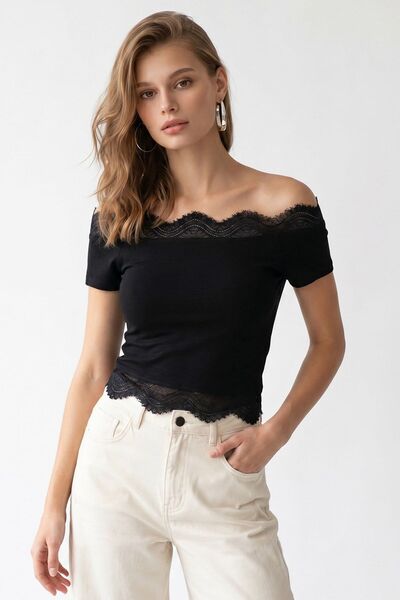 Hiccup MIXRAY Top Crop Slim Fit Cu Broderie Și Decolteu Bărcuță