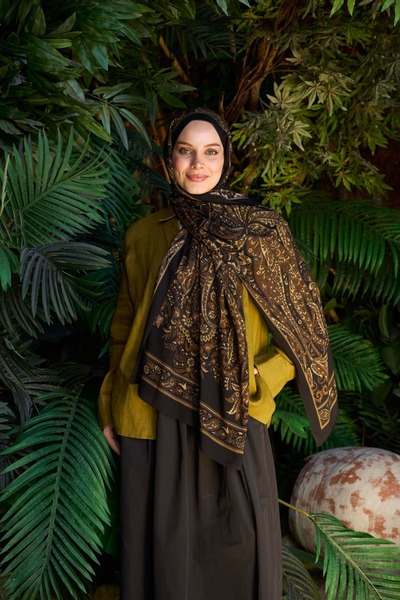 ENRİCO FERRİ Petra Dolgun Ethnic Pattern Shawl - Black Tan Pattern 1