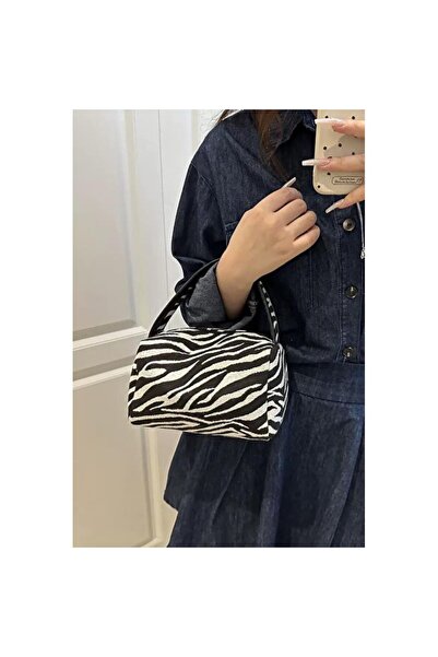 Empressco Stylish Makeup Bag with Zebra Pattern, Organized and Convenient Design