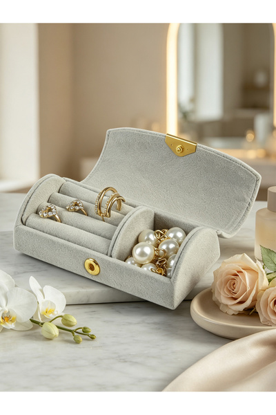 QIANBEIYOU 1Pc Portable Velvet Jewelry Box 4 Colors Available Mini Travel Sto...