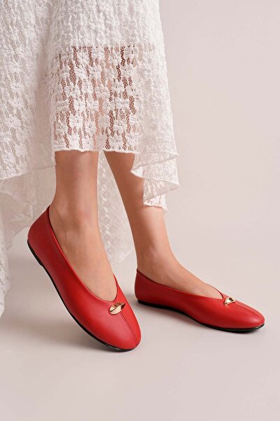 SEFERİ Women's Red Comfortable Daily Ballerina Shoes with Gold Accessories Se...