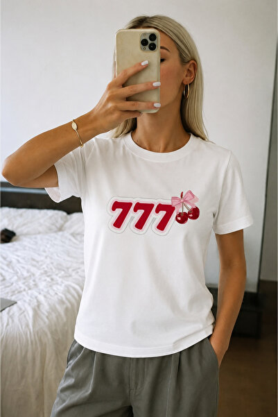 ‎777 Kiraz Baskılı Beyaz Standart Kalıp Kadın Tişört