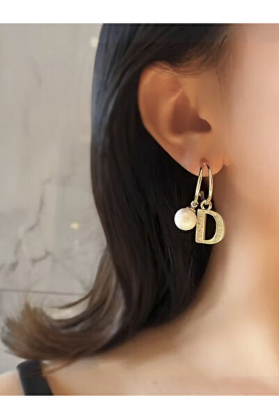 Alyas Aksesuar Letter D Earrings with Stones and Pearls
