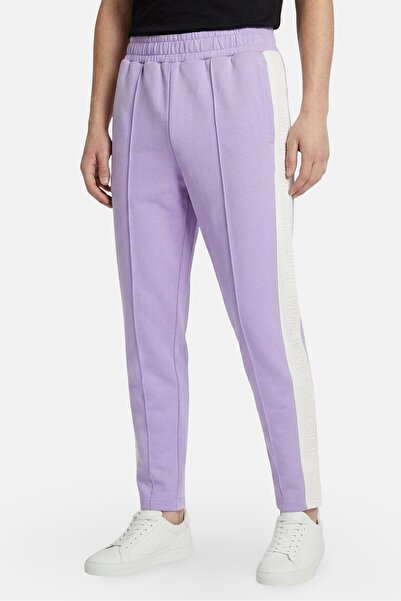 The Giving Movement Men Regular Fit Brand Logo Sweatpants, Lilac