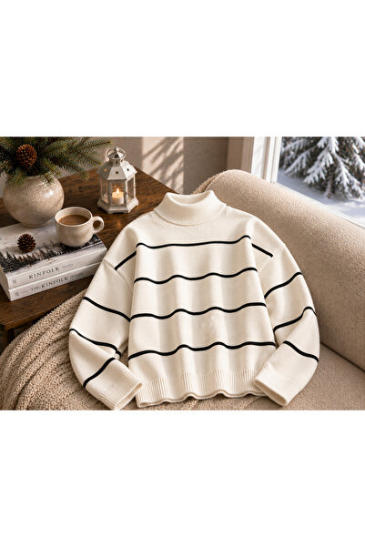oneoff Women's Soft Striped Oversize Knitted Sweater