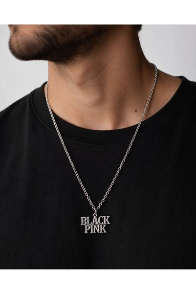 HER ŞEY NOTA www.herseynota.com قلادة سلسلة فضية اللون مكتوب عليها BLACKPINK ...