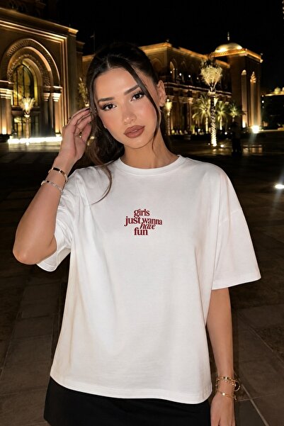 GIA - ART Γυναικείο μπλουζάκι Oversize Happy Girls με 3D στάμπα σε λευκό χρώμ...