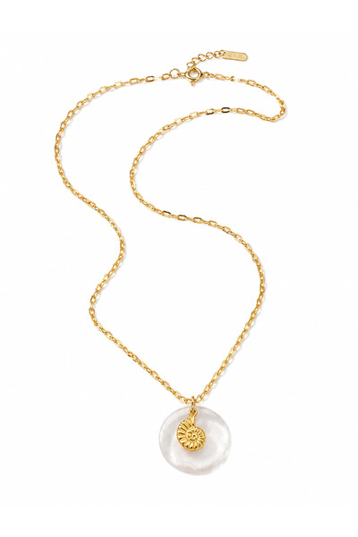 Generic Brand Gold-Plated Clear Quartz Circle Pendant Necklace for Women