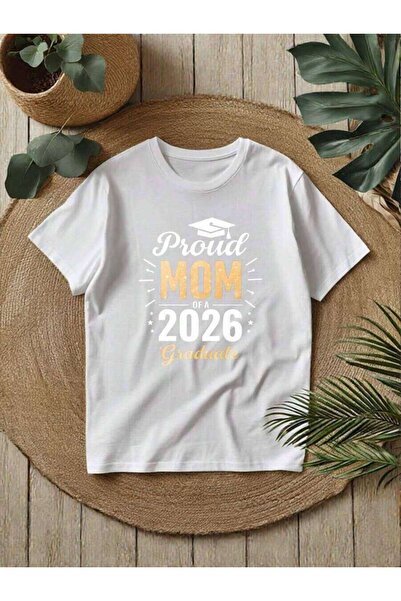 kai22 تي شيرت برسومات "Proud Mom & Dad Of A 2026 Graduate" للجنسين، فضفاض ومن...