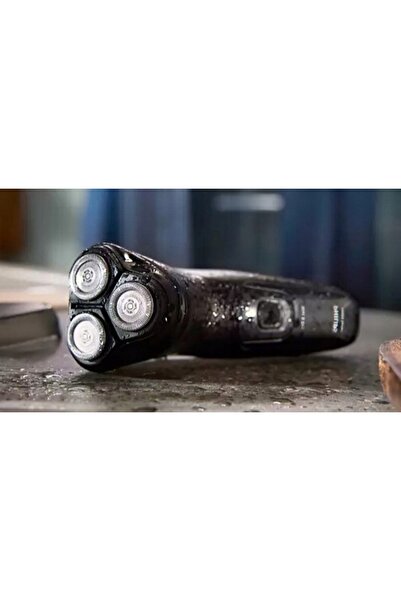Philips Aparat de ras și tuns barba UMED ȘI USCAT - cadou HIT