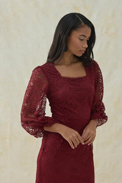 ELBEE Burgundy Guipure Detailed Lace Dress