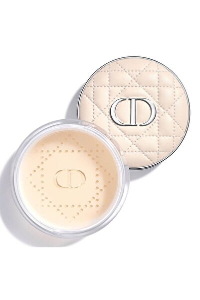 Dior Forever Loose Powder İnce Öğütülmüş formülü ciltle kusursuz şekilde bütü...