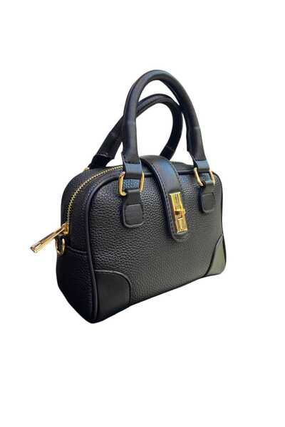 Senna Collection A Small Stylish Bag with a Wonderful Lock Detail Black