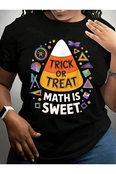 k222 تي شيرت بطباعة جرافيكية سوداء بتصميم Trick Or Treat Is Sweet Fun Math Ha...
