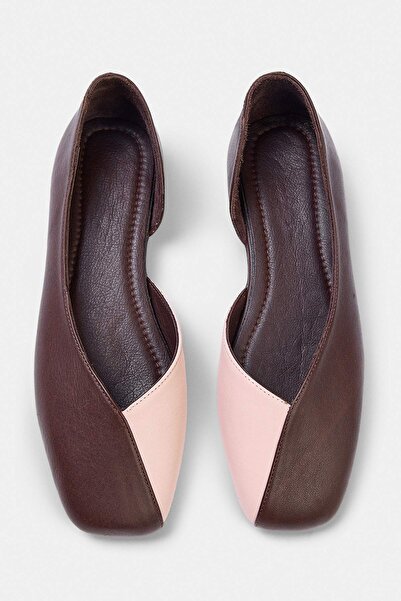 TRENDYOL SHOES حذاء باليه نسائي من الجلد الطبيعي باللون البني TAKSS26BE00022