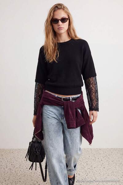 Trendyol Collection Black Lace Detailed Knitwear Sweater Twoaw27Kz00104