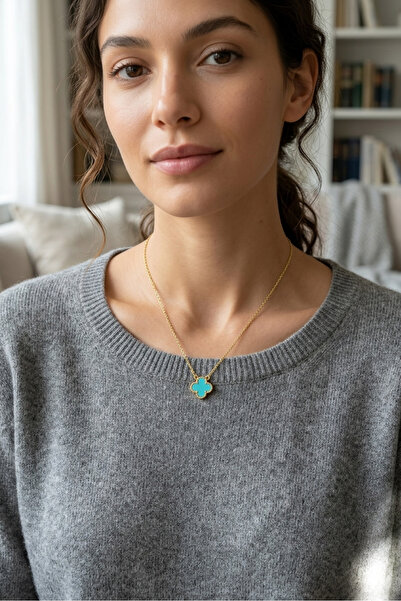YCL JEWELLERY 8 Ayar Altın Turkuaz Taşlı Yonca Kolye 6mm