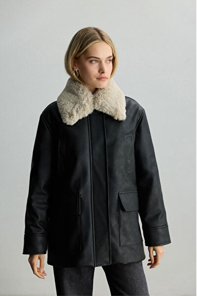 BE BLUE Black Fur-Collared Leather Coat