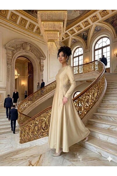 Kenzel Crepe Fabric Long Sleeved Evening Dress with Accessories