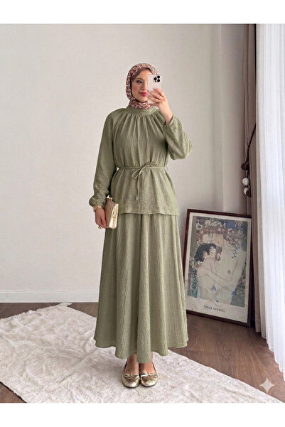 Miraydın Butik طقم تنورة نسائي كبير الحجم من الموسلين مع حزام خصر M2676 - أخضر