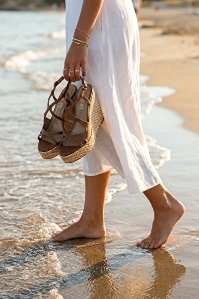 Valmenti Kadın Hakiki Deri Taba Topuklu Sandalet