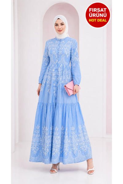 Muslima Wear فستان نسائي من بيرلا بلو مزين بأزرار لؤلؤية ونقشة زرقاء وبيضاء