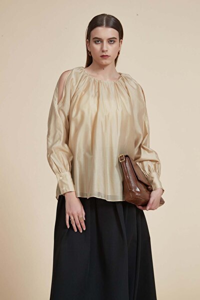 Yola Ruffled Round-Neck Long-Sleeve Top