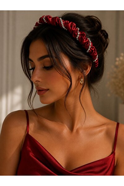 modernist Gathered Crown with Red Zircon Stone