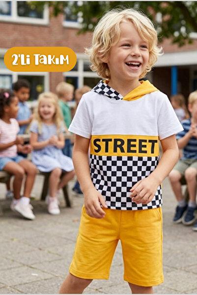 Hilal Akıncı Kids Crveni ulični model za dečake, majica kratkih rukava sa lan...