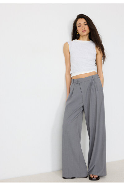 Stradivarius Çizgili çapraz belli günlük pantolon