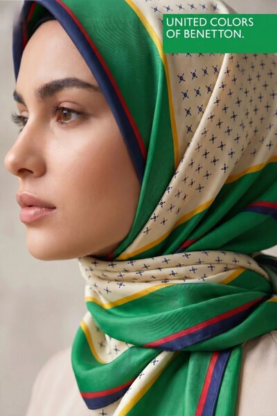 United Colors of Benetton Φουλάρι με σχέδιο Σιένα -1001-90*90