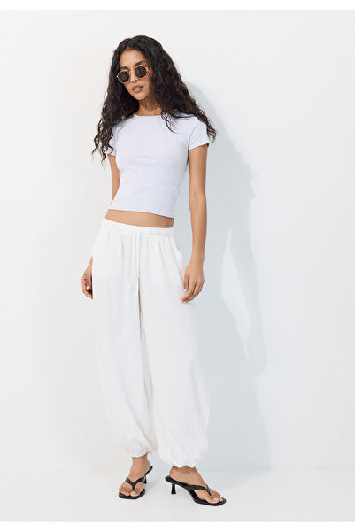 Stradivarius Basic dar kesim tişört